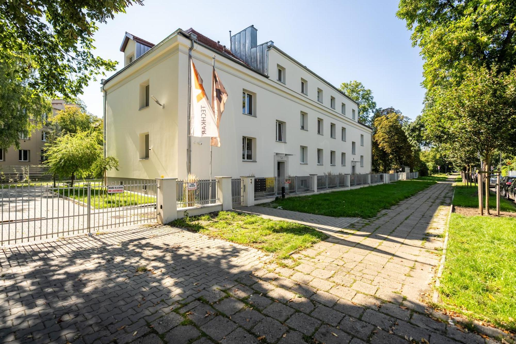 Rycerska Apartments With Parking By Noclegi Renters Poznan Room photo